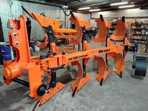 Плуг навесной оборотный 3/35+1 купить в Луганске – «БДН-АгроКубань»