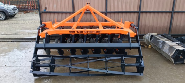 Борона дисковая навесная БДН 2,4х2Н с амортизаторами катка, 14 рабочих органов купить в Луганске – «БДН-АгроКубань», 2