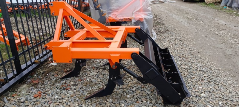 Плуг чизельный ПЧН 1,6 с планчатым катком купить в Луганске – «БДН-АгроКубань», 4