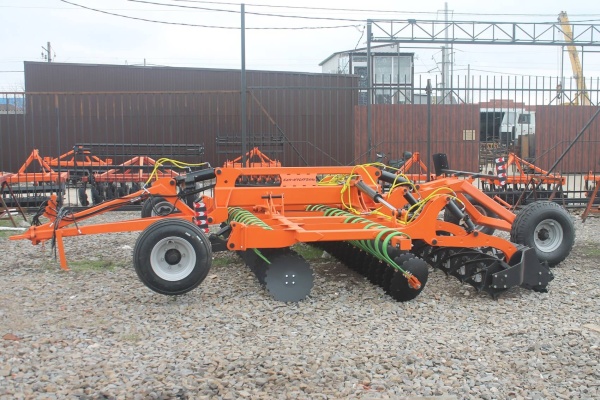 Лущильник мульчировщик дисковый прицепной «АВРОРА» ЛД-5Б, 40 рабочих узлов купить в Луганске – «БДН-АгроКубань», 2