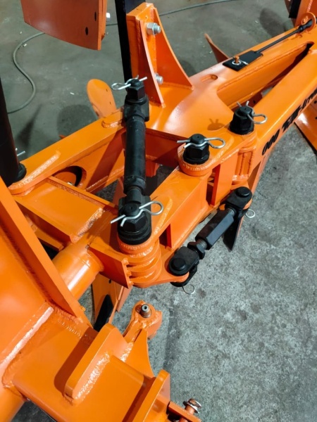 Плуг навесной оборотный 3/35+1 купить в Луганске – «БДН-АгроКубань», 5