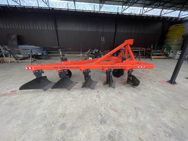 Плуг отвальный ПЛН 5-35 (5 корпусов) купить в Луганске – «БДН-АгроКубань», 2