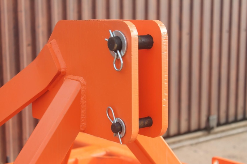 Плуг чизельный ПЧН-1,6 с зубчатым катком купить в Луганске – «БДН-АгроКубань», 8