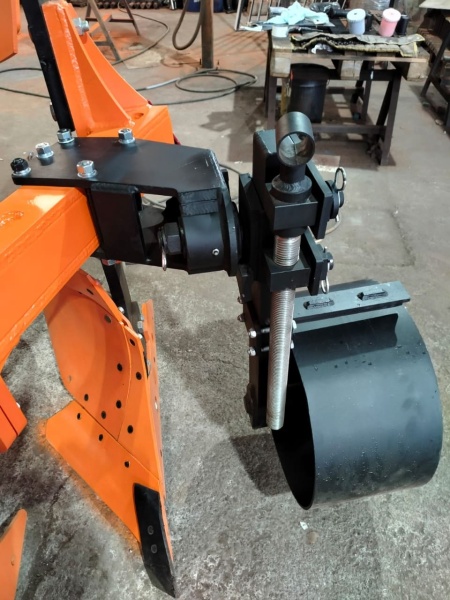 Плуг навесной оборотный 3/35+1 купить в Луганске – «БДН-АгроКубань», 4