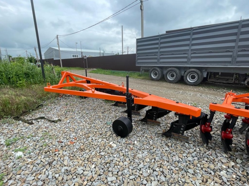 Плуг отвальный ПЛН 7-35 (7 корпусов) купить в Луганске – «БДН-АгроКубань», 2